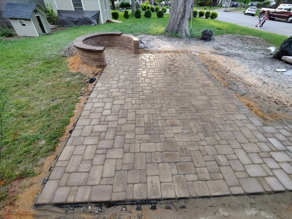 Reliable yard cleanup service with custom design across Jetersville, VA - Zualva Family Landscape