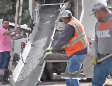 Expert lawn mowing service experts serving Commerce City, CO - Zubia's Quality & Beauty Stamped Concrete and More