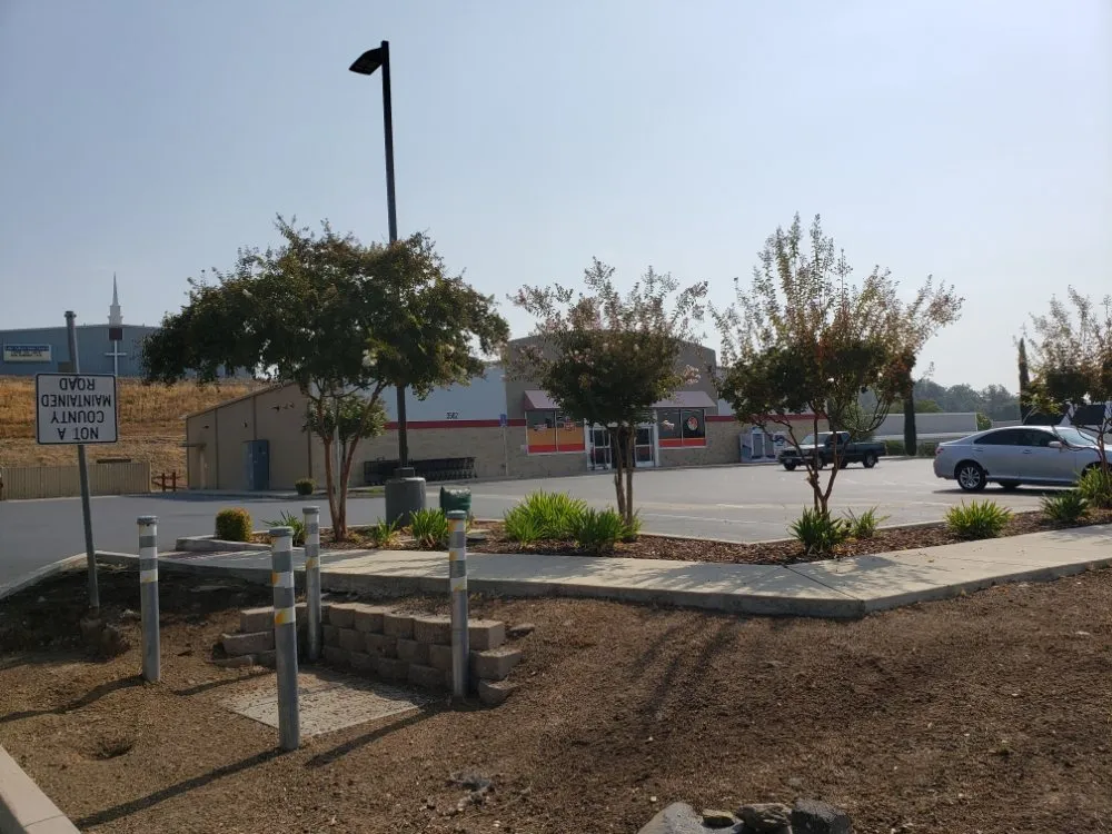 Reliable landscaping services in Copperopolis, CA - Zukes Maint