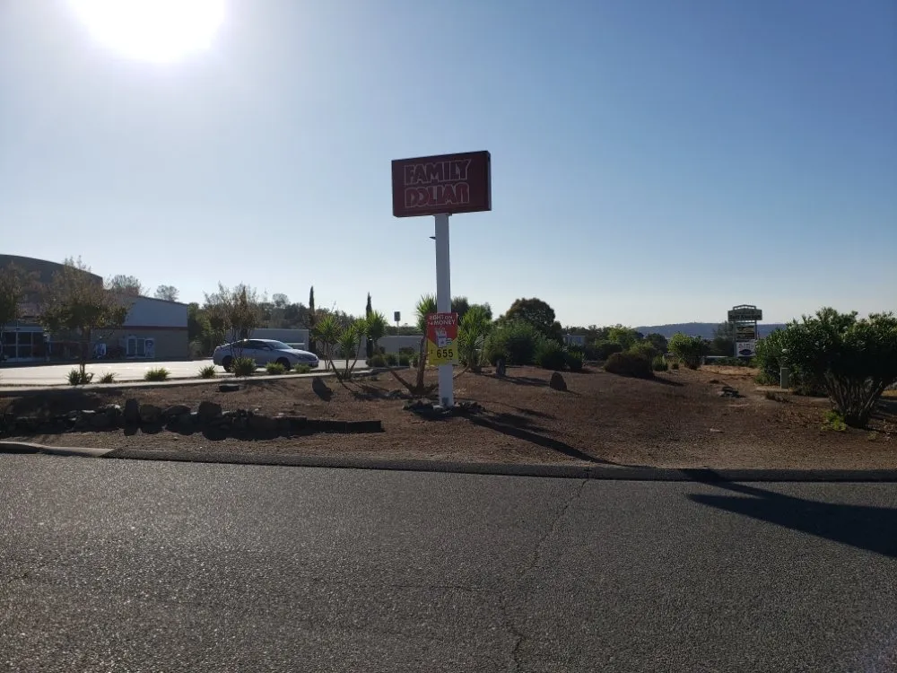 Professional garden landscaping in Copperopolis, CA - Zukes Maint