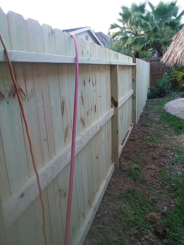 Local residential landscaping for year-round maintenance in Pasadena, TX by Zuniga Lawn Service