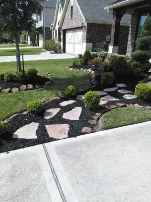 Trusted yard maintenance experts serving Pasadena, TX - Zuniga Lawn Service