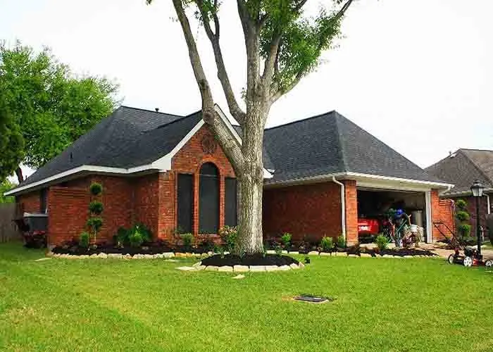 Professional residential landscaping experts serving Pasadena, TX - Zuniga Lawn Service