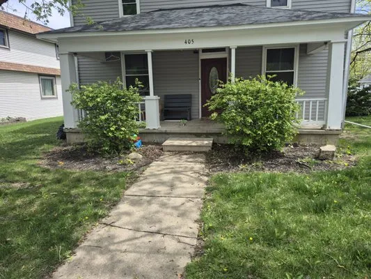 Zuniga Mowing & Landscape Logo