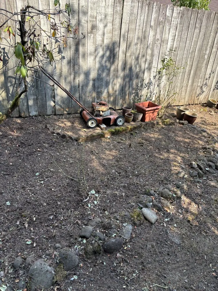 Local yard cleanup service in Washougal, WA - Zuniga Services