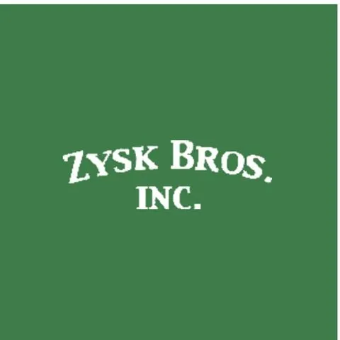 Custom residential landscaping in West Hartford, CT by Zysk Bros